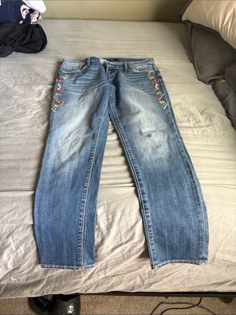 DRIFTWOOD Light Blue Straight-Leg Jeans with Floral Embroidery
